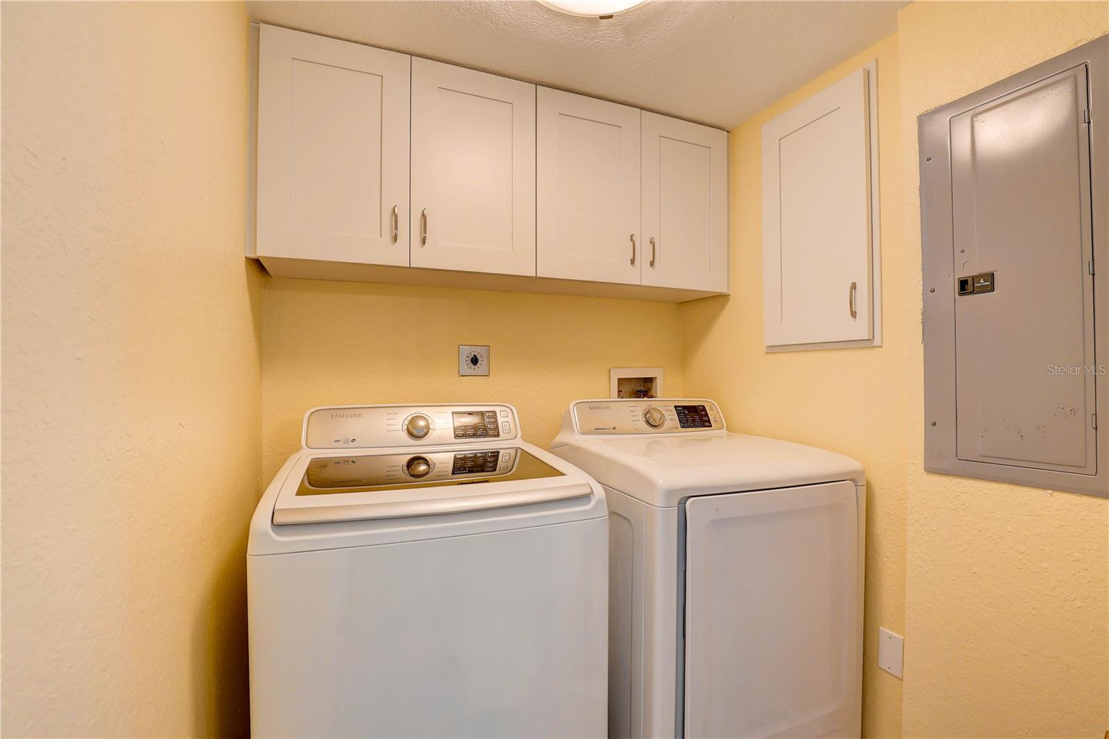 Image 26 of 44 For 19526 Gulf Boulevard 2c