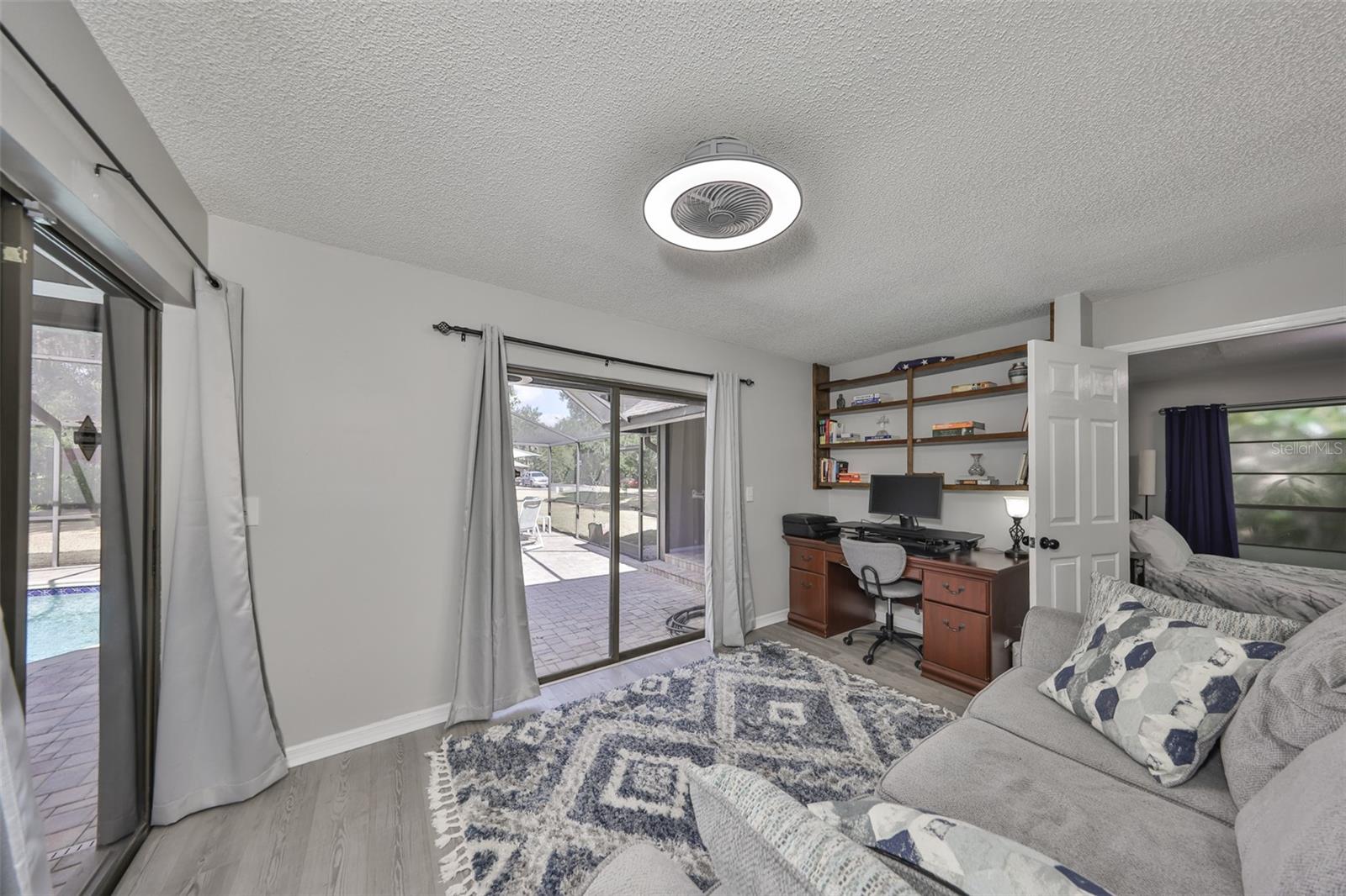 Listing photo id 24 for 1902 Sweet Bay Court