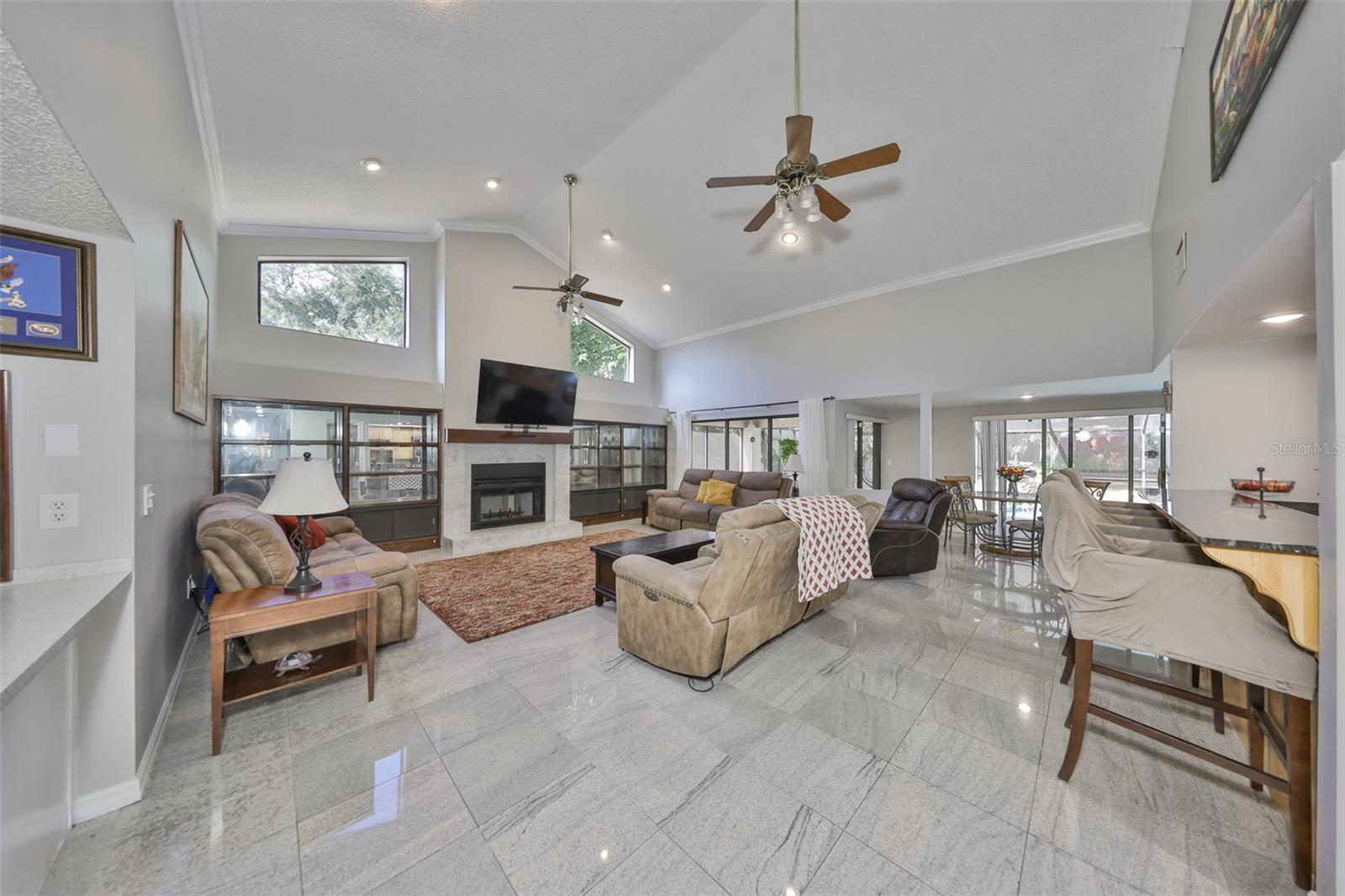 Listing photo id 40 for 1902 Sweet Bay Court