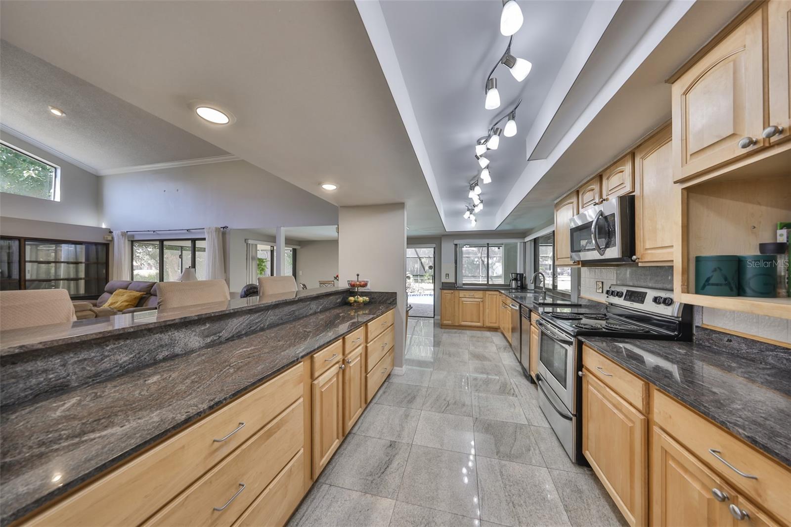 Listing photo id 49 for 1902 Sweet Bay Court