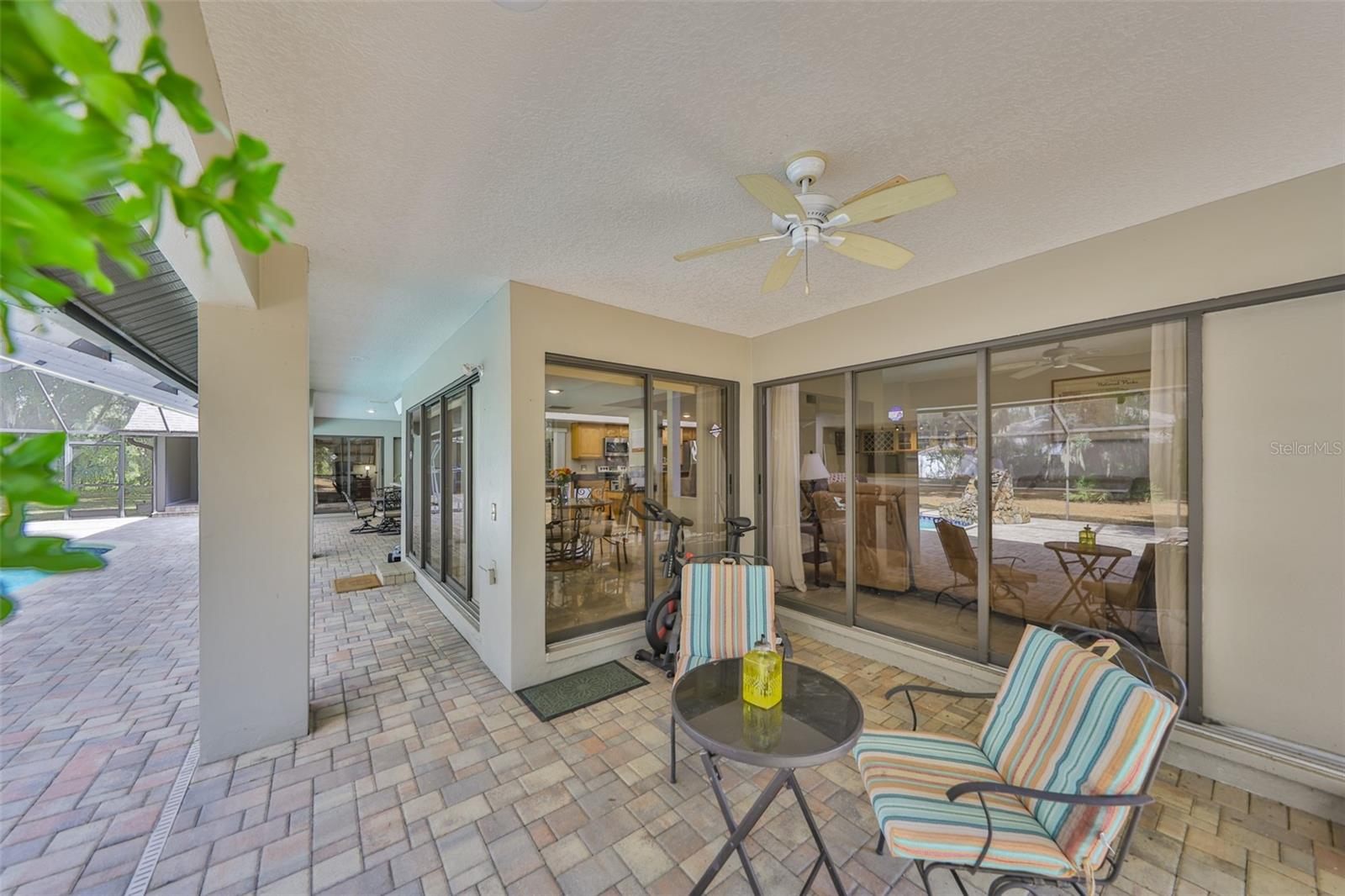 Listing photo id 57 for 1902 Sweet Bay Court