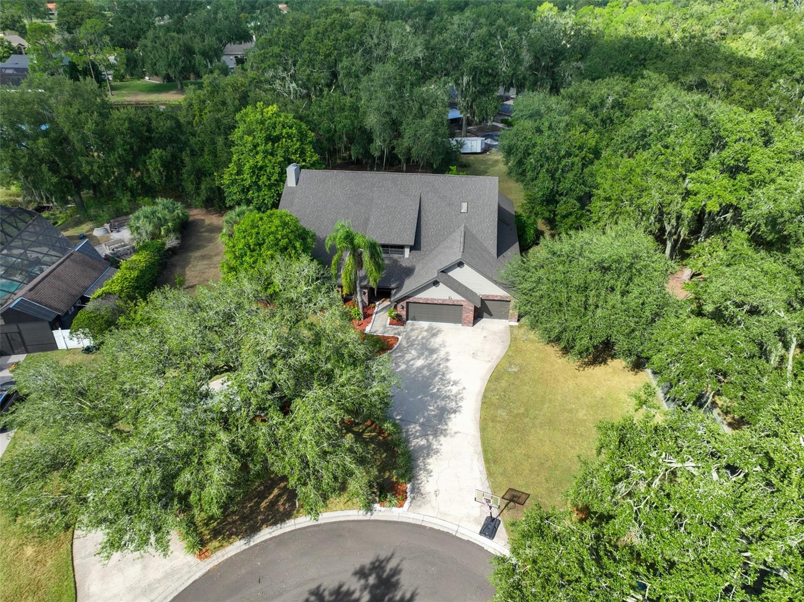 Listing photo id 68 for 1902 Sweet Bay Court