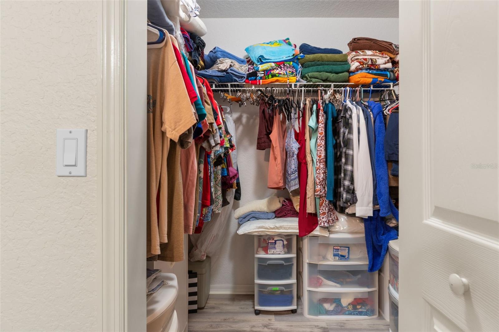 Image 22 of 44 For 2104 Linwood Avenue