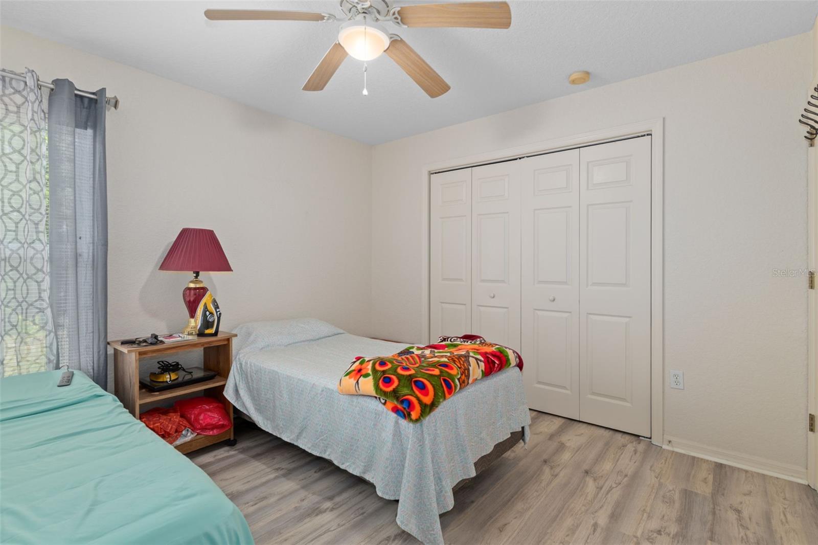 Image 27 of 44 For 2104 Linwood Avenue