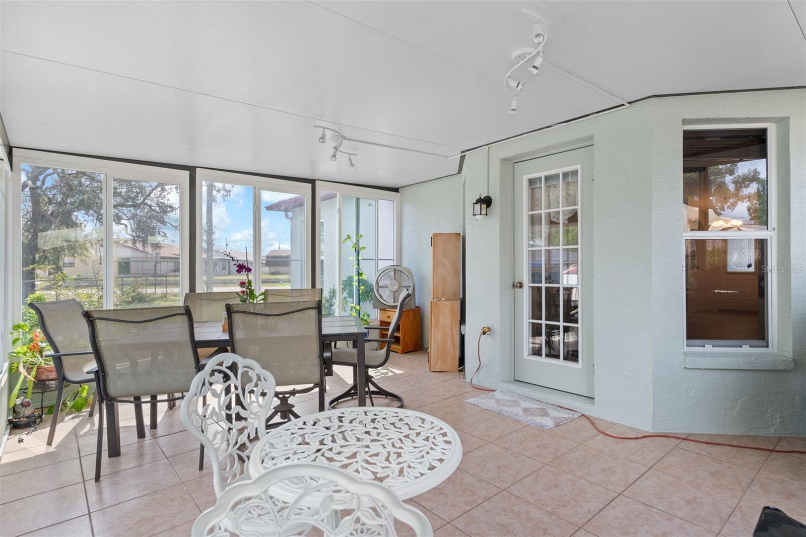 Image 35 of 44 For 2104 Linwood Avenue