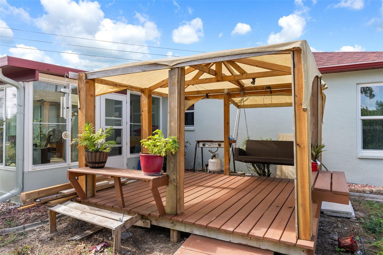 Image 37 of 44 For 2104 Linwood Avenue