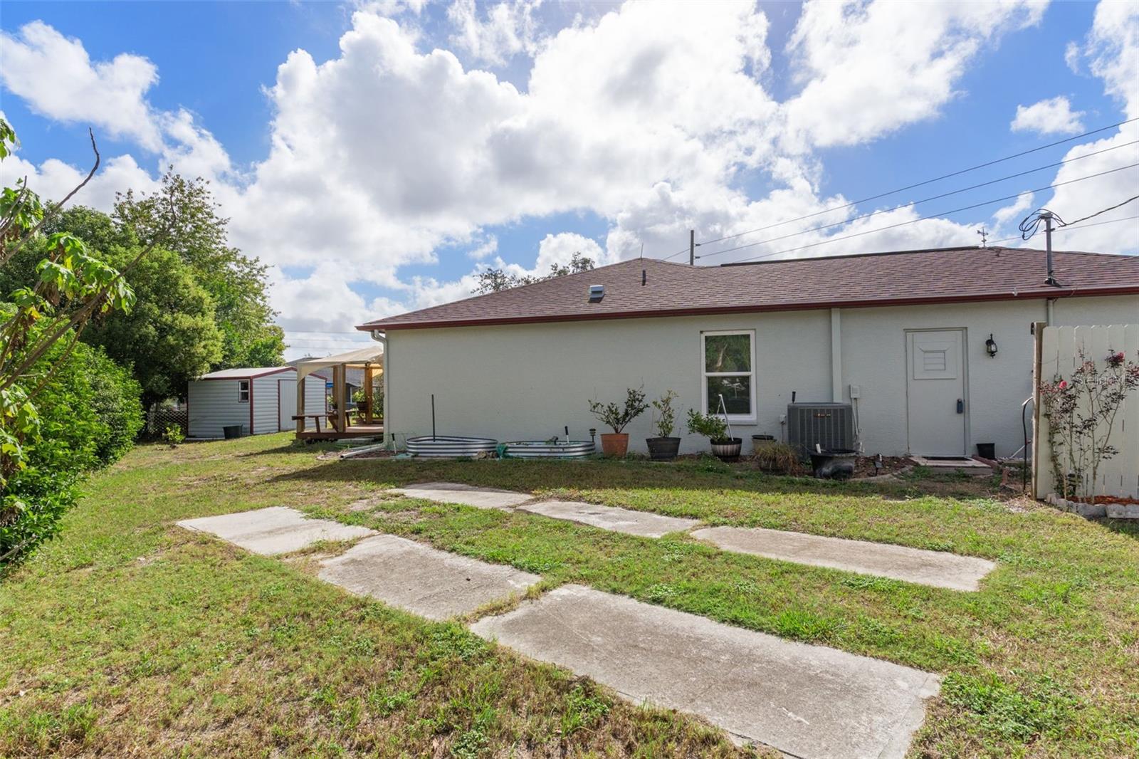 Image 41 of 44 For 2104 Linwood Avenue