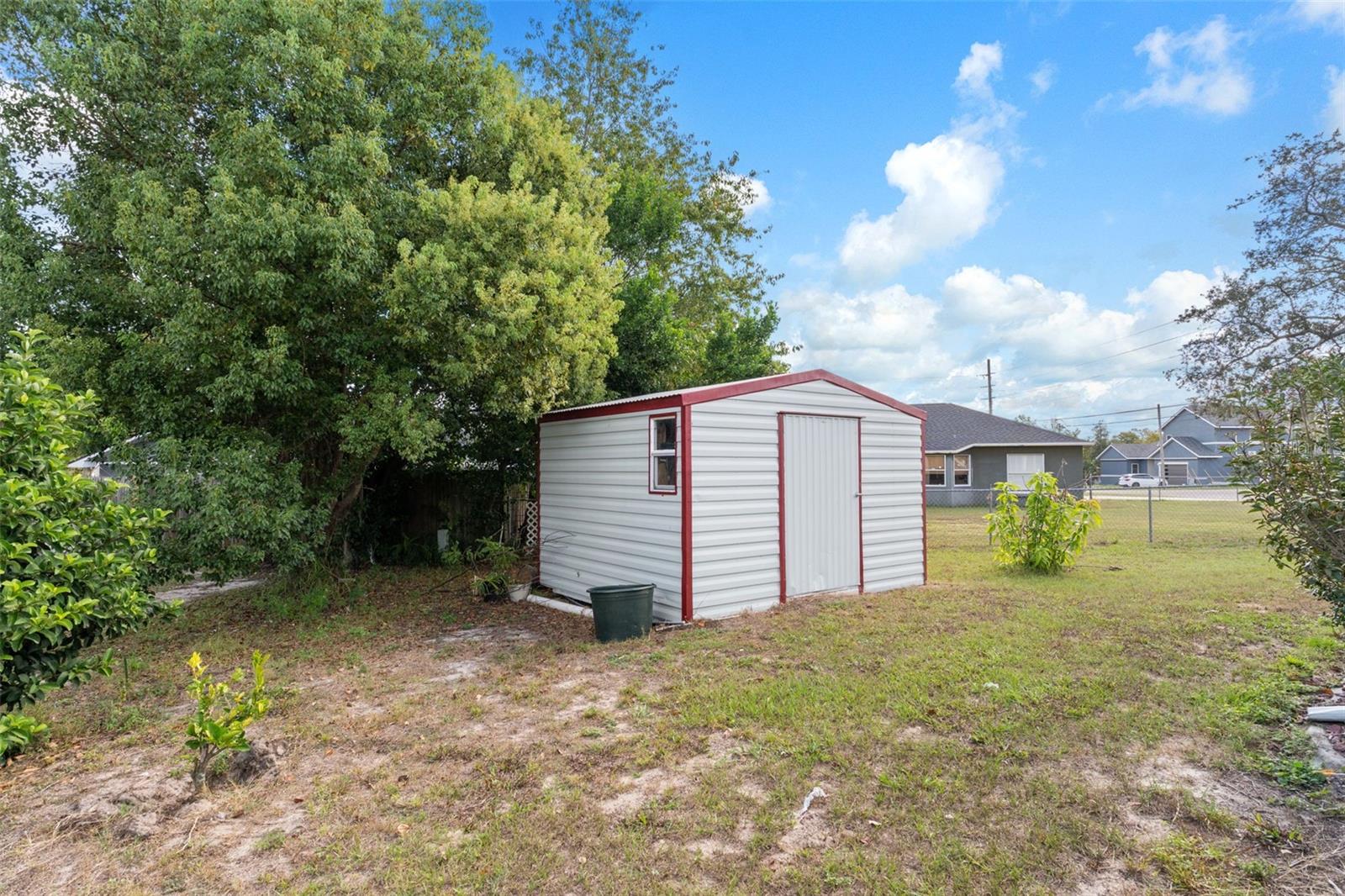 Image 42 of 44 For 2104 Linwood Avenue