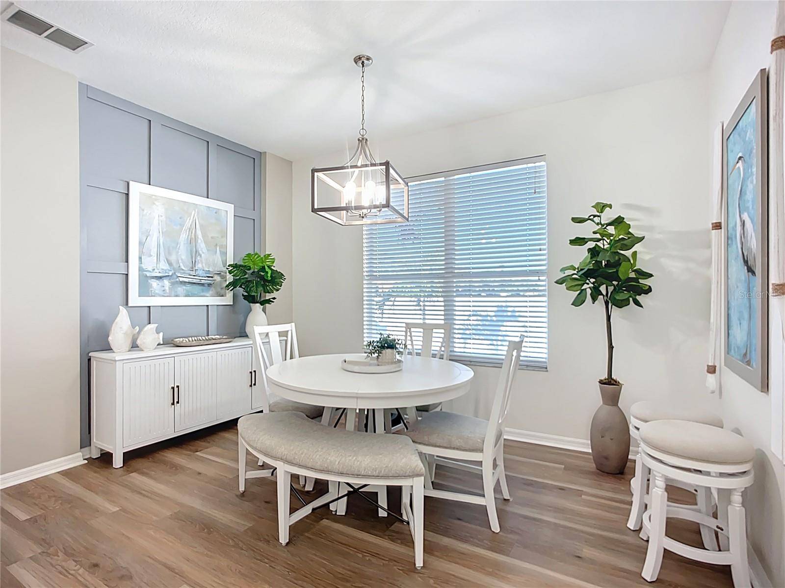 Image 17 of 54 For 408 36th Street Ne