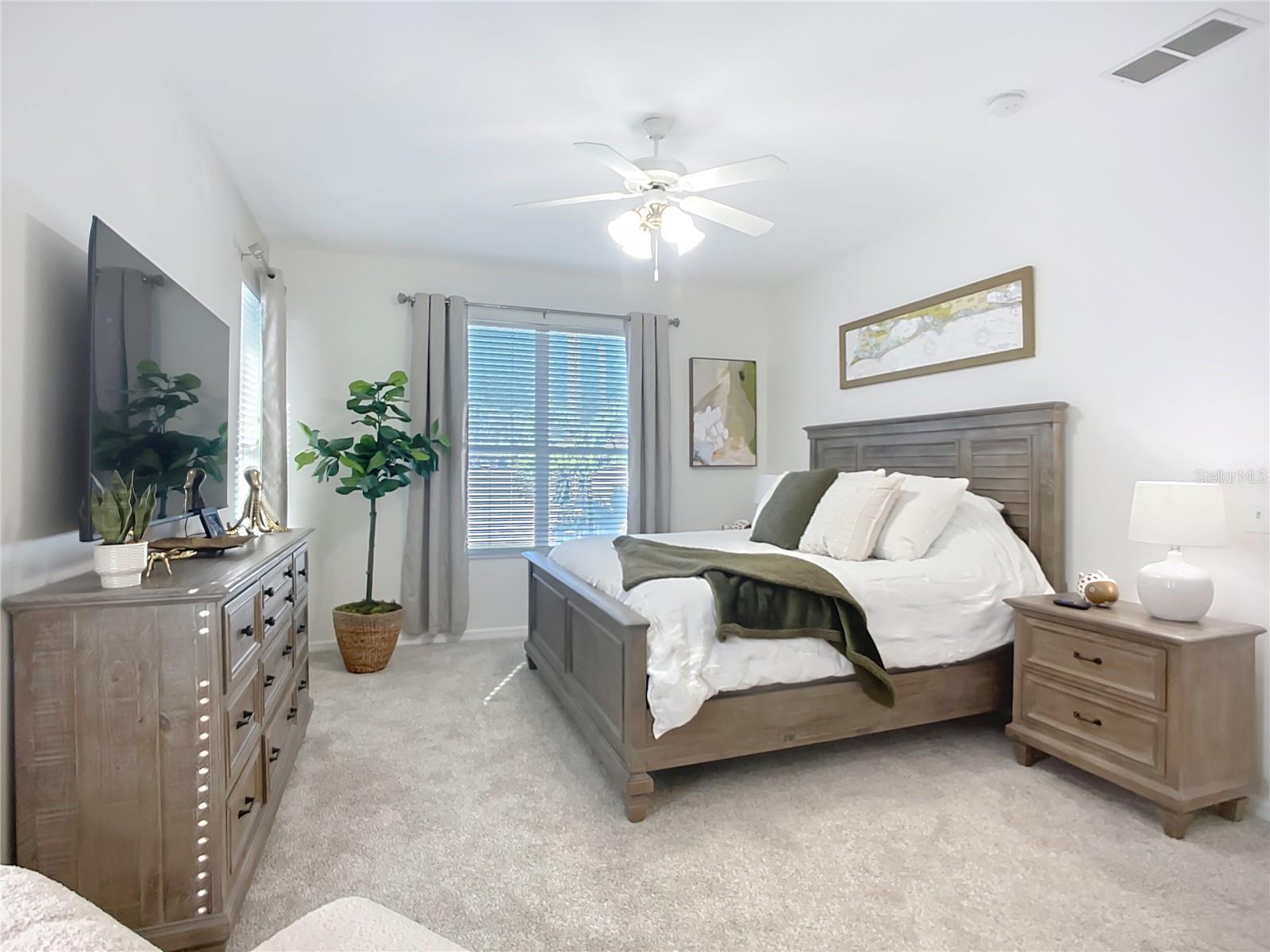 Image 19 of 54 For 408 36th Street Ne