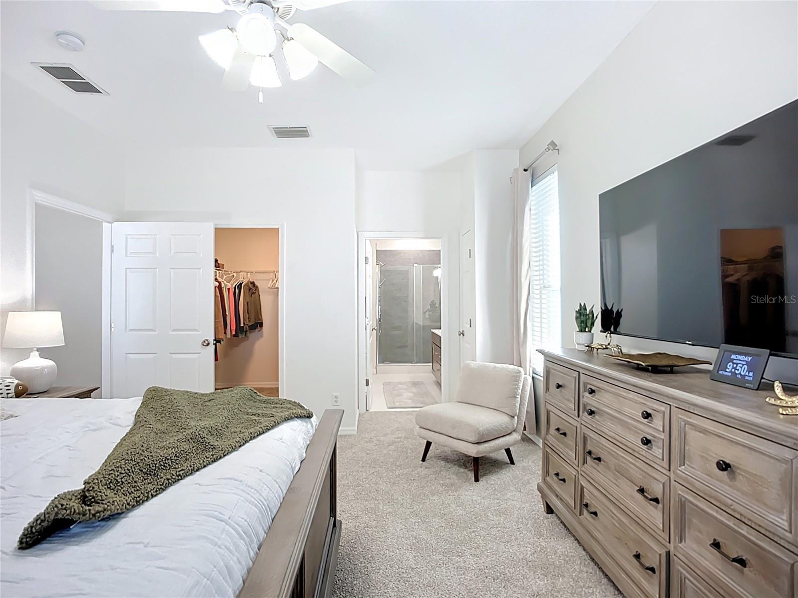 Image 21 of 54 For 408 36th Street Ne