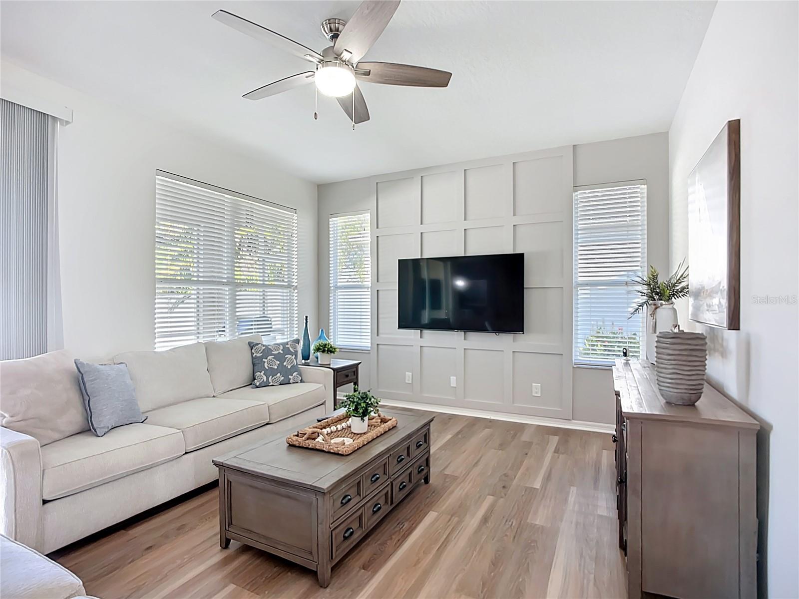 Image 5 of 54 For 408 36th Street Ne