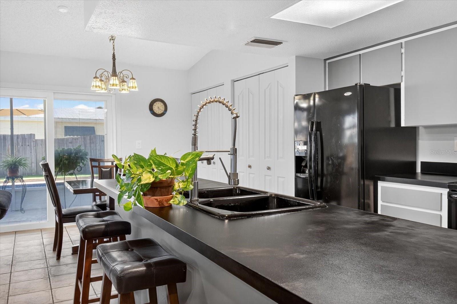 Image 14 of 53 For 6382 107th Terrace N