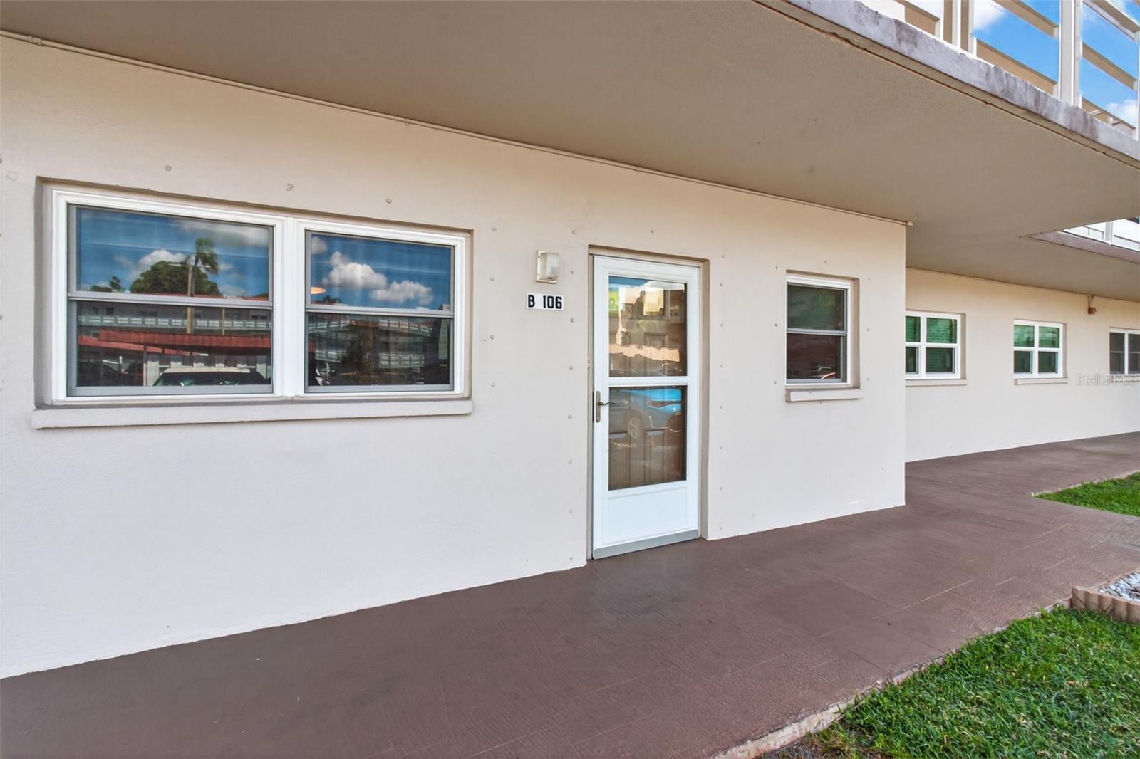 Image 27 of 35 For 5530 80th Street N B106