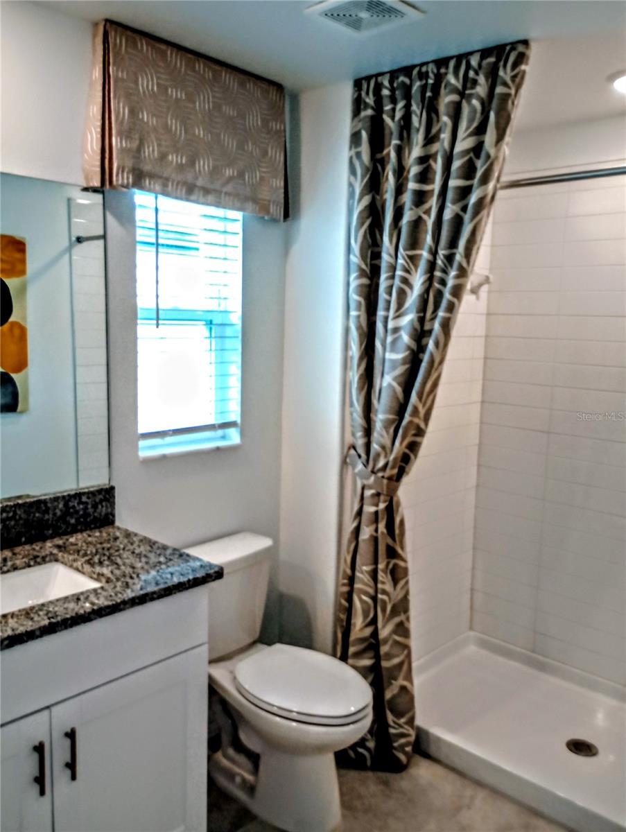 Image 18 of 27 For 21415 Darter Road