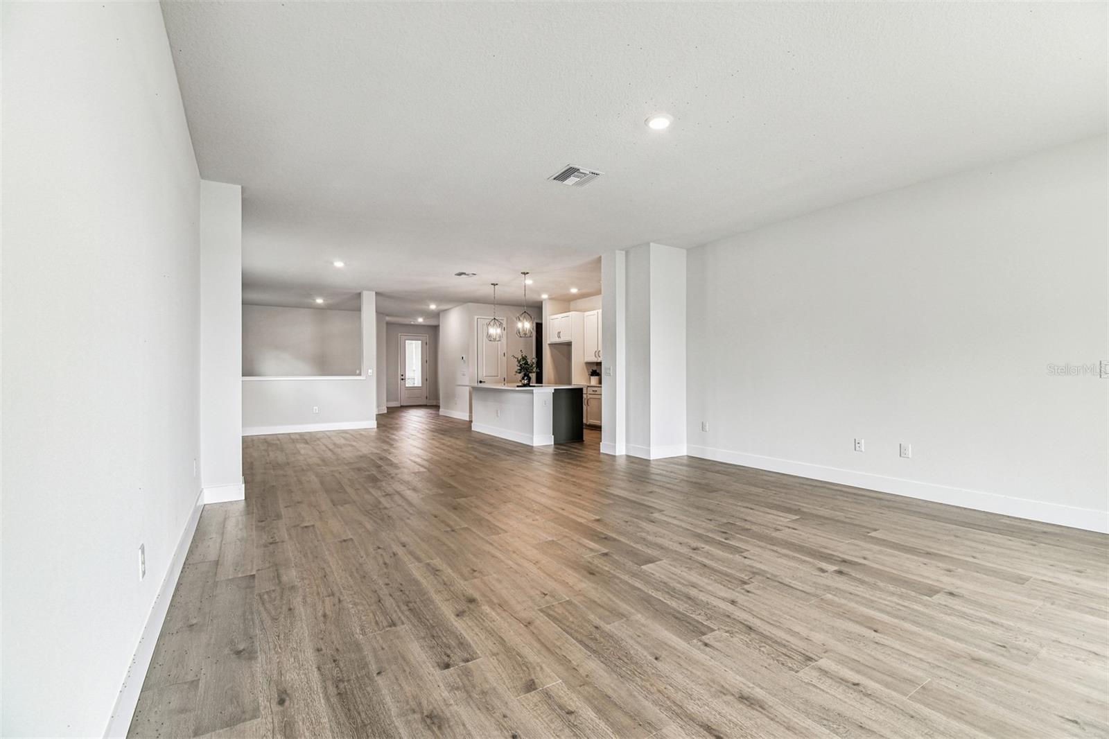 Listing photo id 15 for 11309 Hardwood Hammock Lane