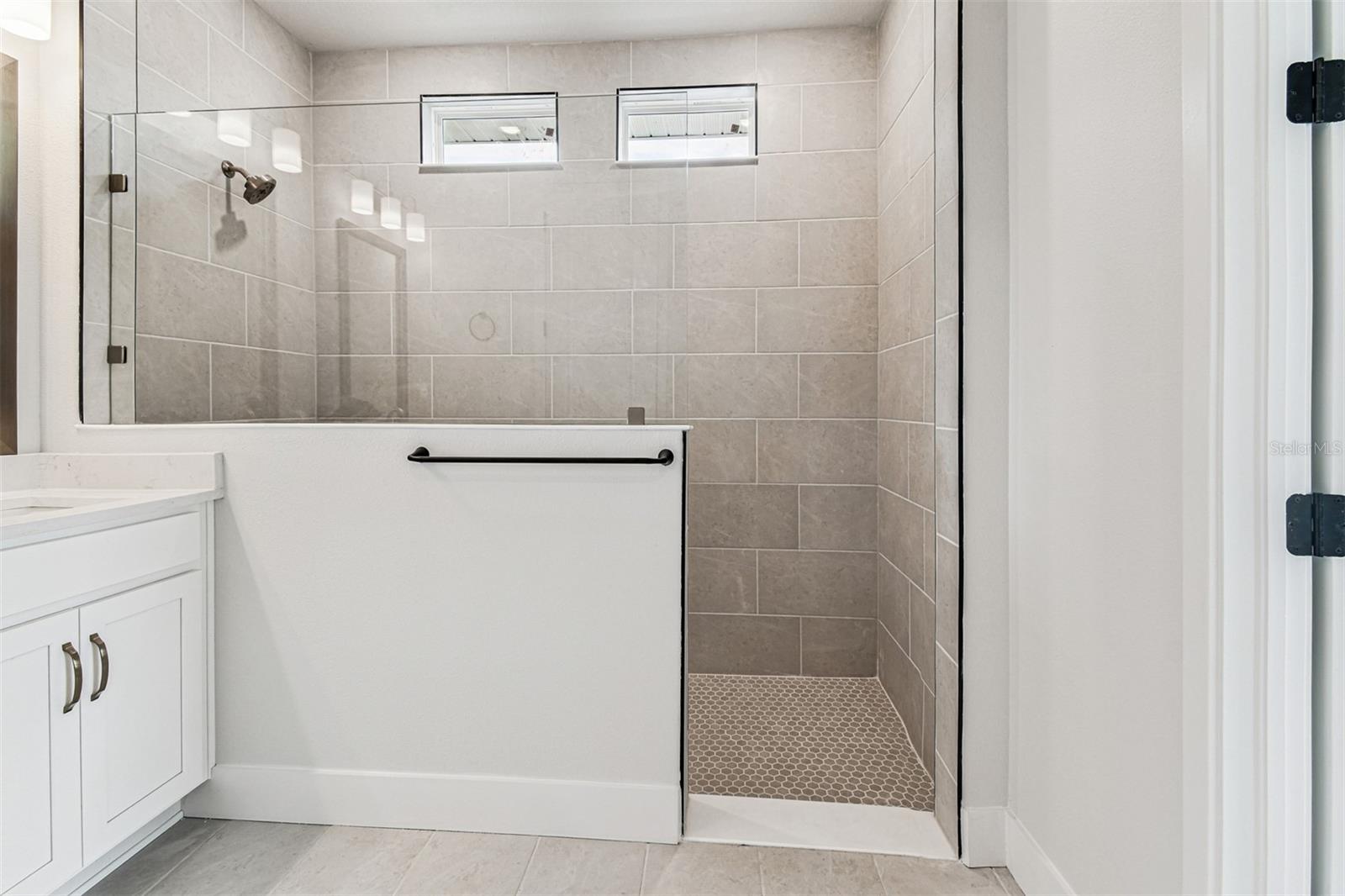 Listing photo id 21 for 11309 Hardwood Hammock Lane