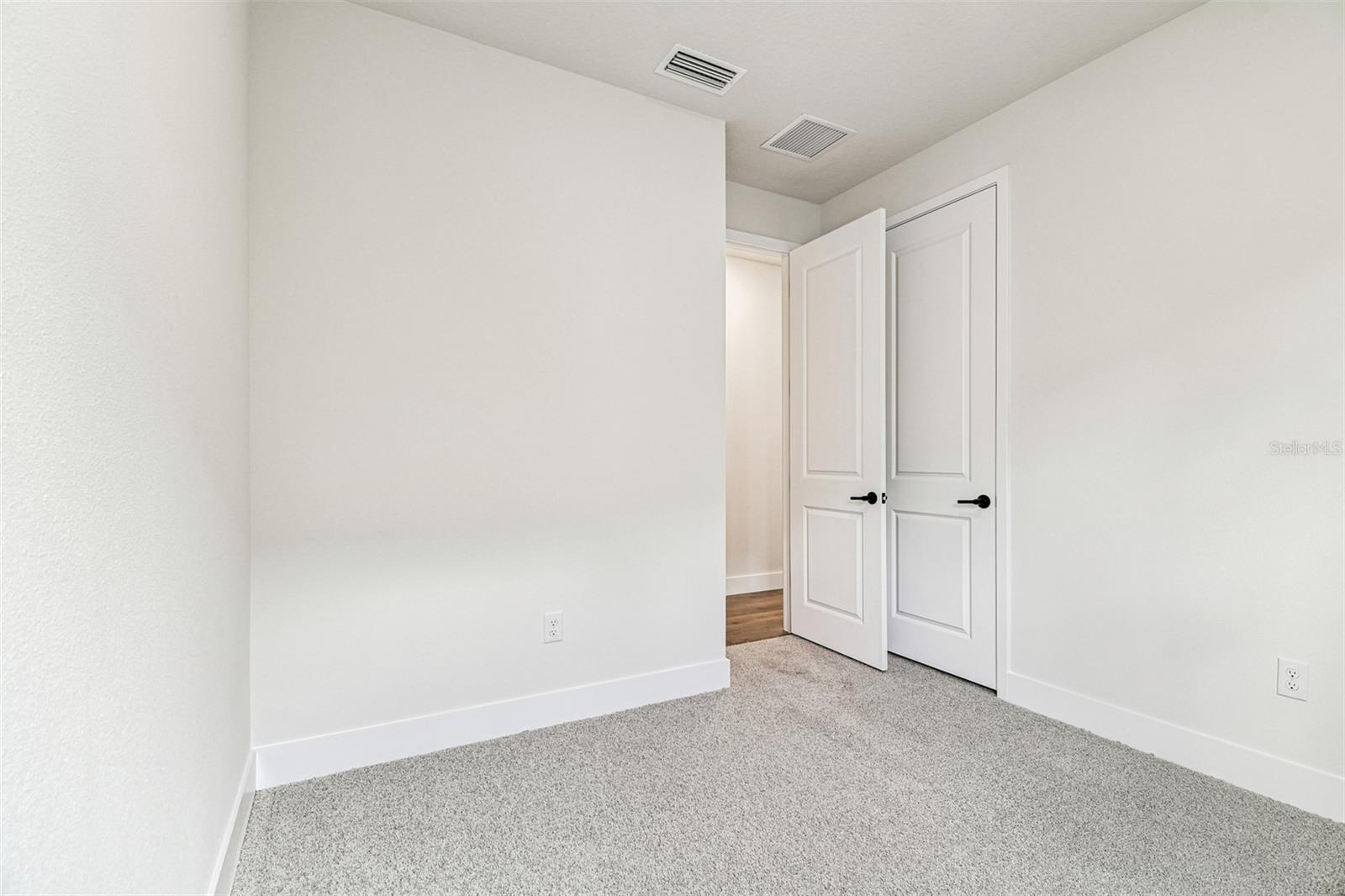 Listing photo id 29 for 11309 Hardwood Hammock Lane
