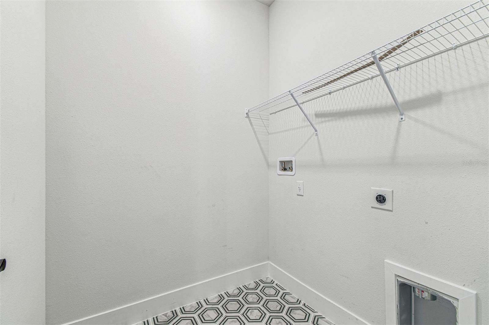 Listing photo id 34 for 11309 Hardwood Hammock Lane