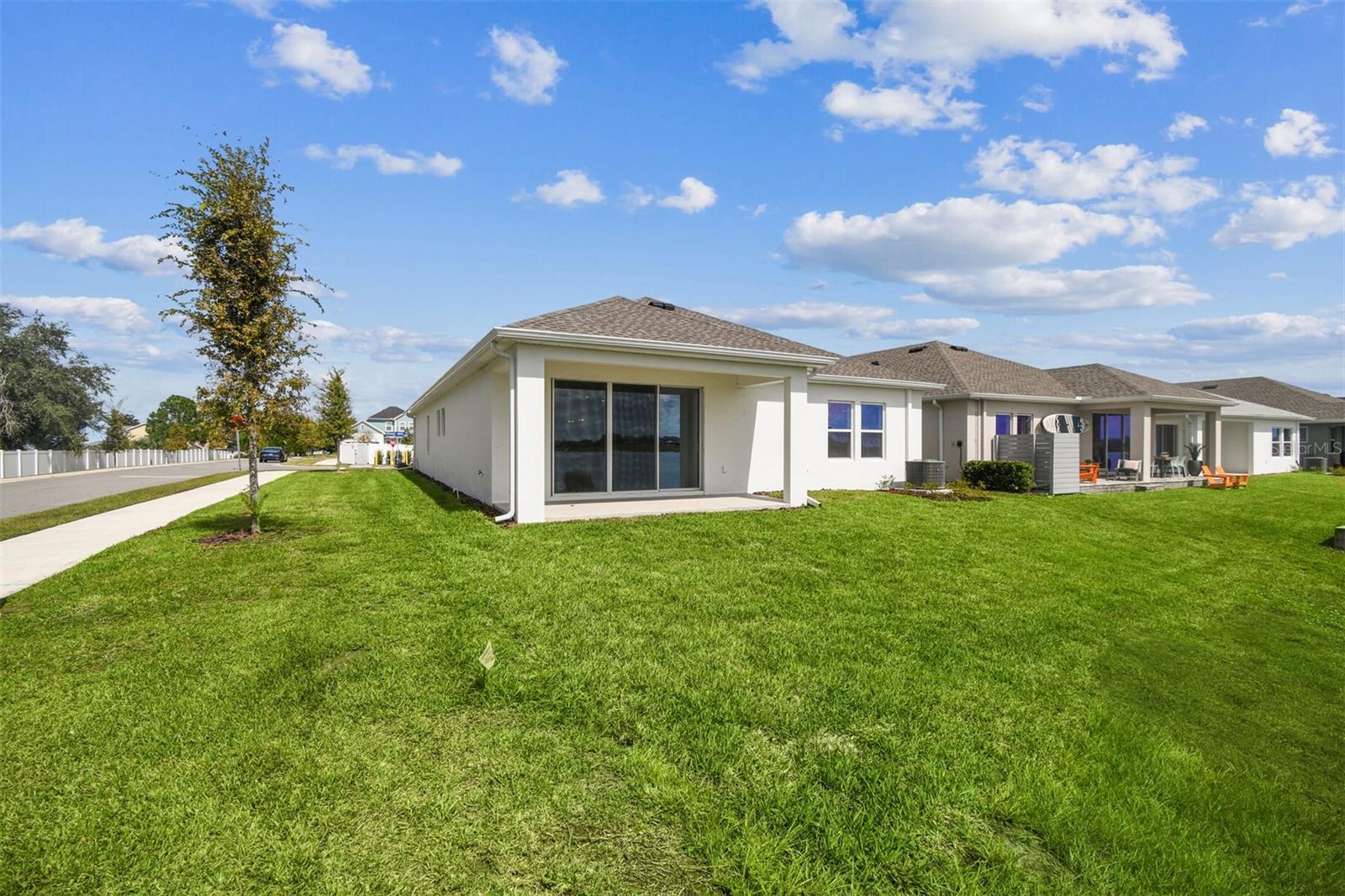 Listing photo id 38 for 11309 Hardwood Hammock Lane