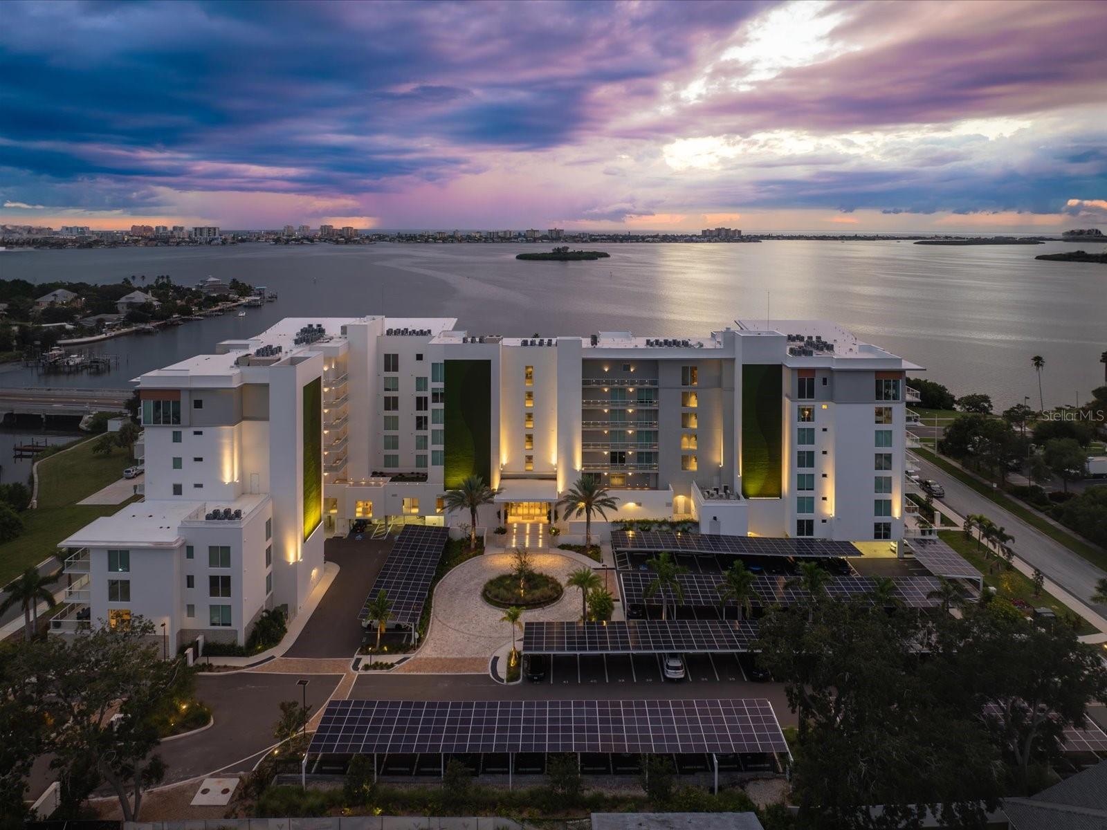 Image 11 of 93 For 1020 Sunset Point Road 511