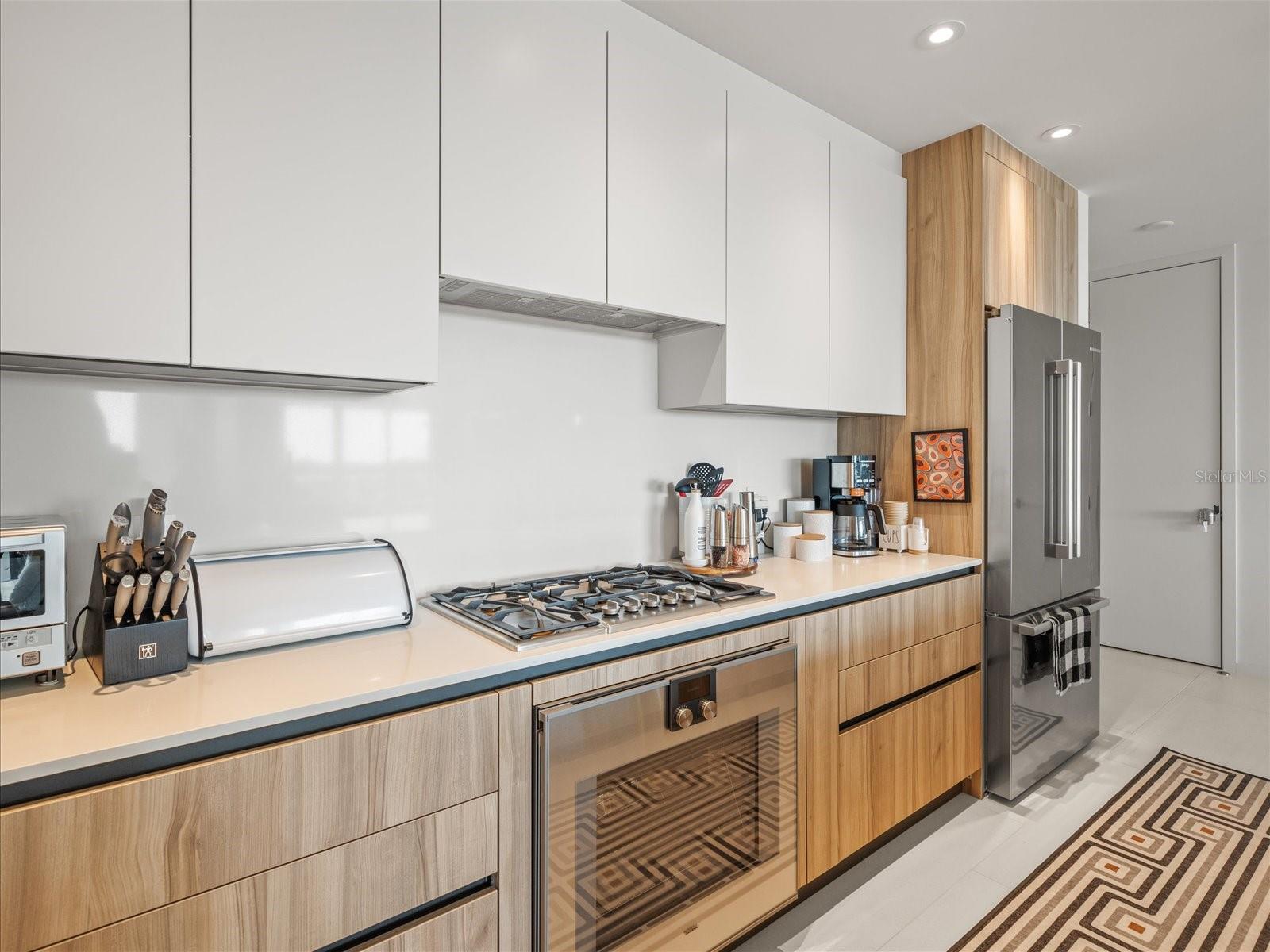 Image 67 of 93 For 1020 Sunset Point Road 511