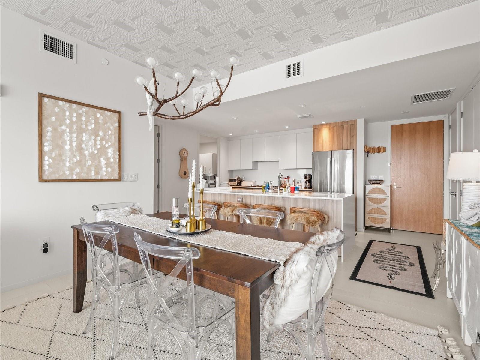 Image 69 of 93 For 1020 Sunset Point Road 511