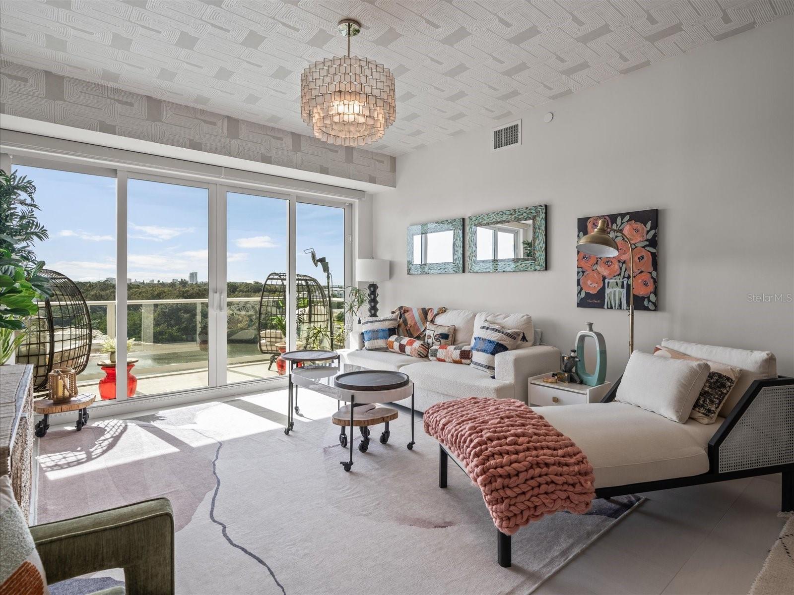 Image 72 of 93 For 1020 Sunset Point Road 511