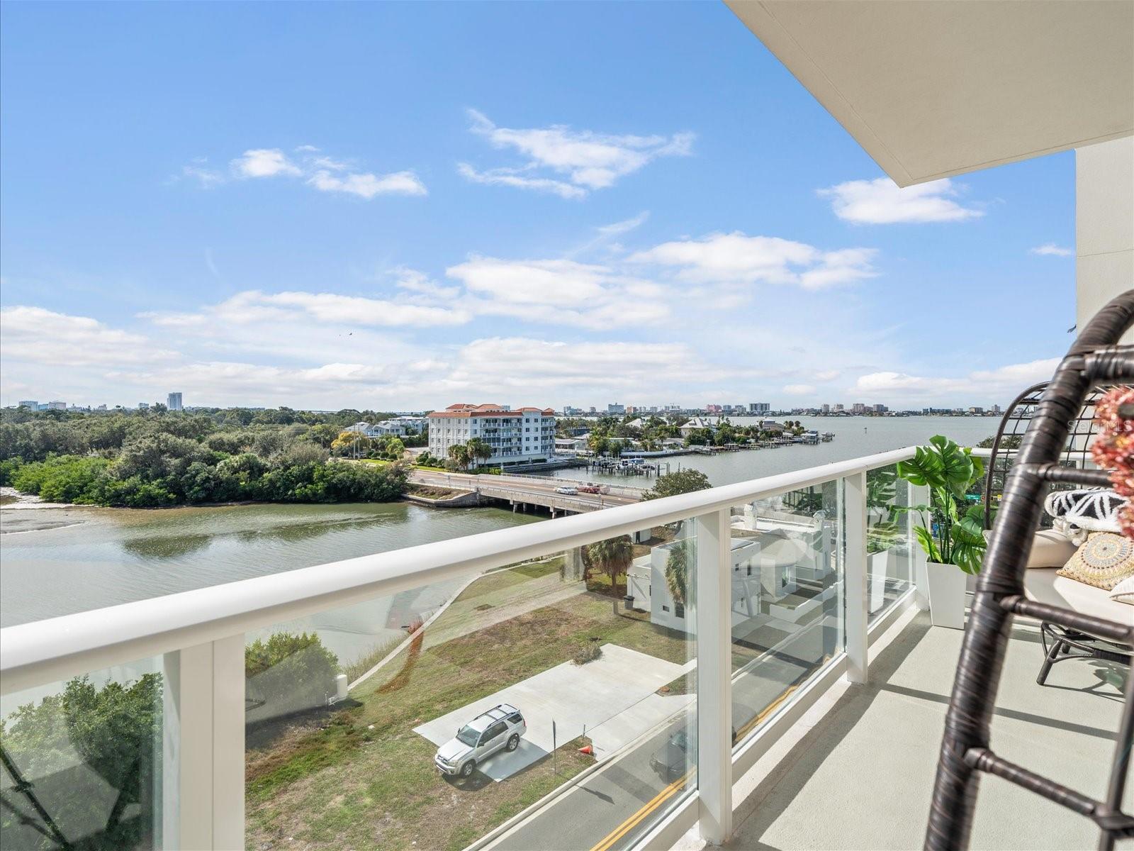 Image 84 of 93 For 1020 Sunset Point Road 511