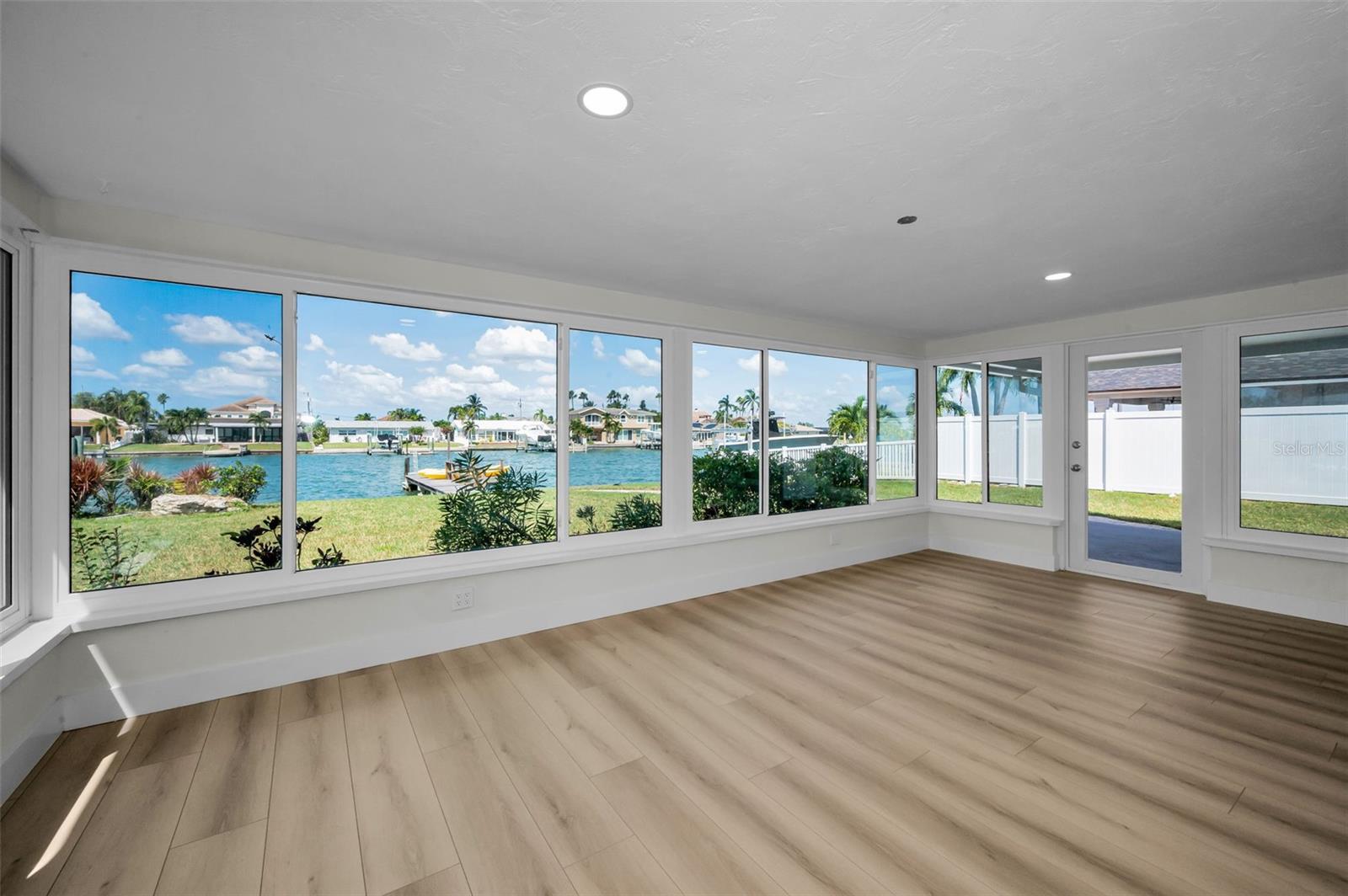 Image 14 of 35 For 790 116th Avenue