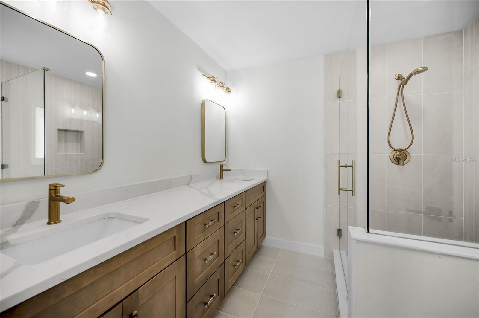 Image 19 of 35 For 790 116th Avenue