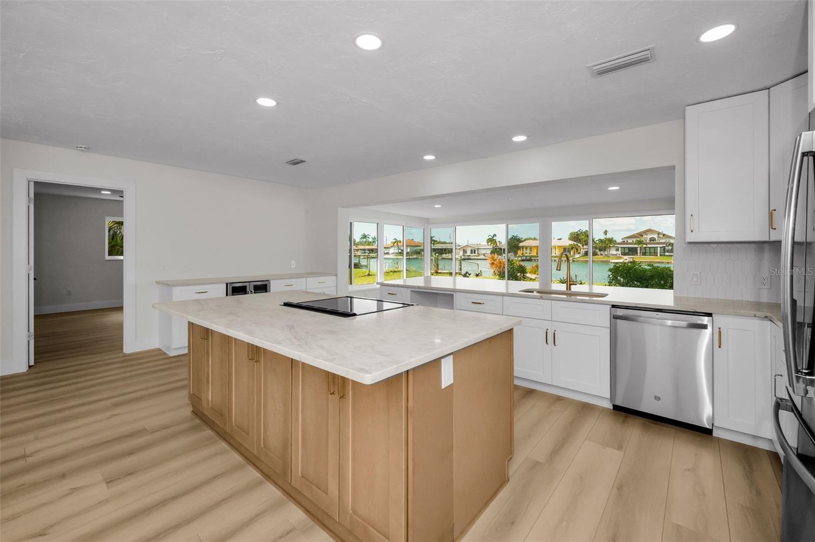 Image 7 of 35 For 790 116th Avenue