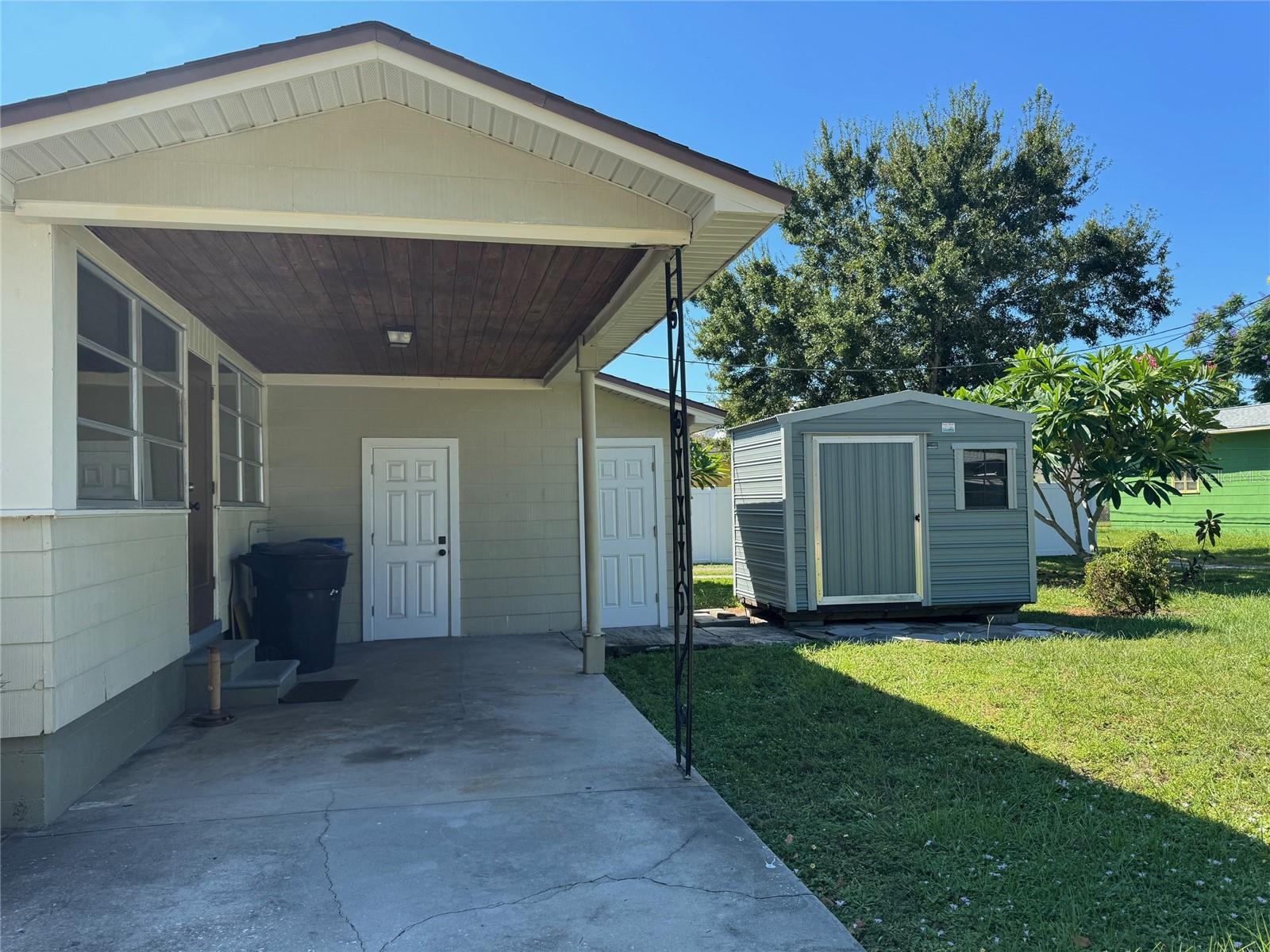 Image 11 of 27 For 2500 14th Avenue N