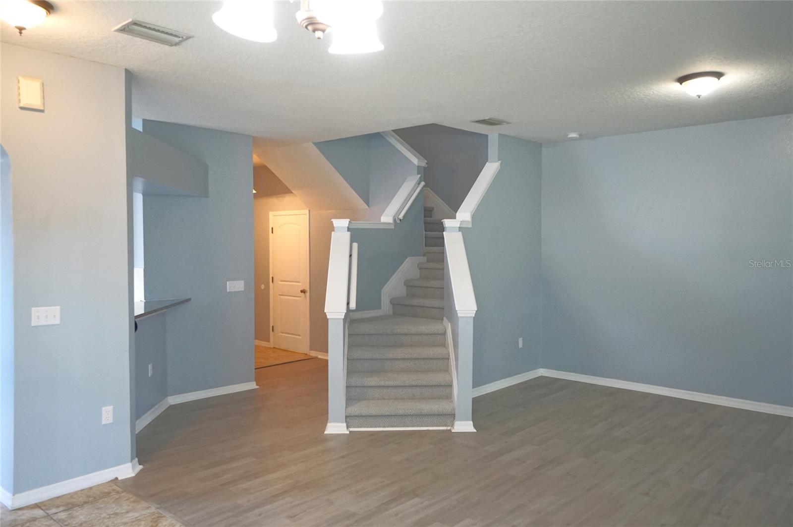 Image 8 of 24 For 6760 Eagle Feather Drive