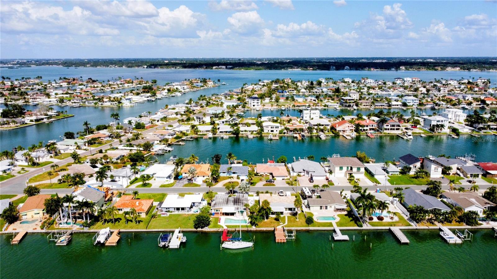 Image 15 of 17 For 11325 4th Street E