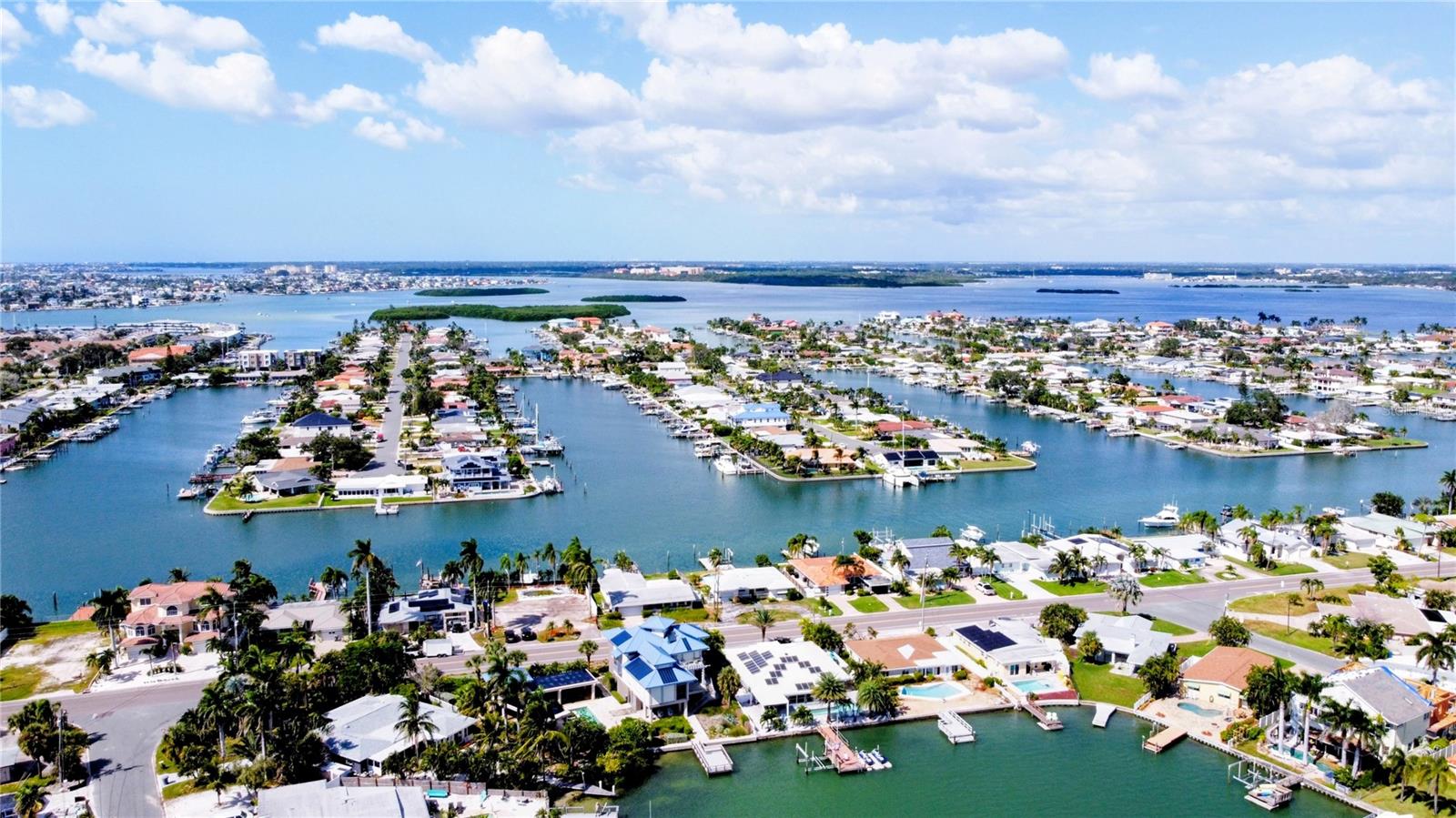 Image 4 of 17 For 11325 4th Street E