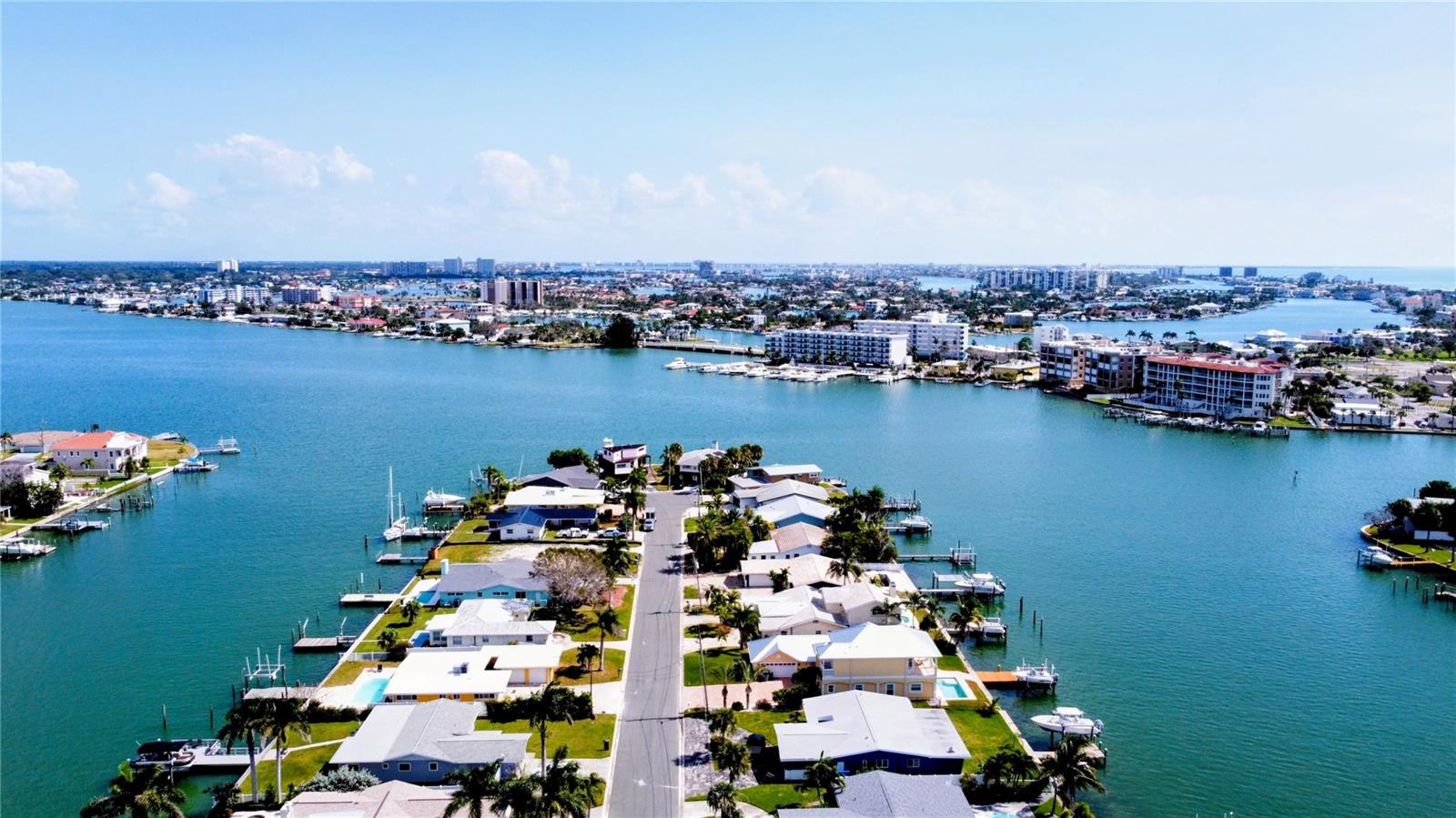 Image 9 of 17 For 11325 4th Street E