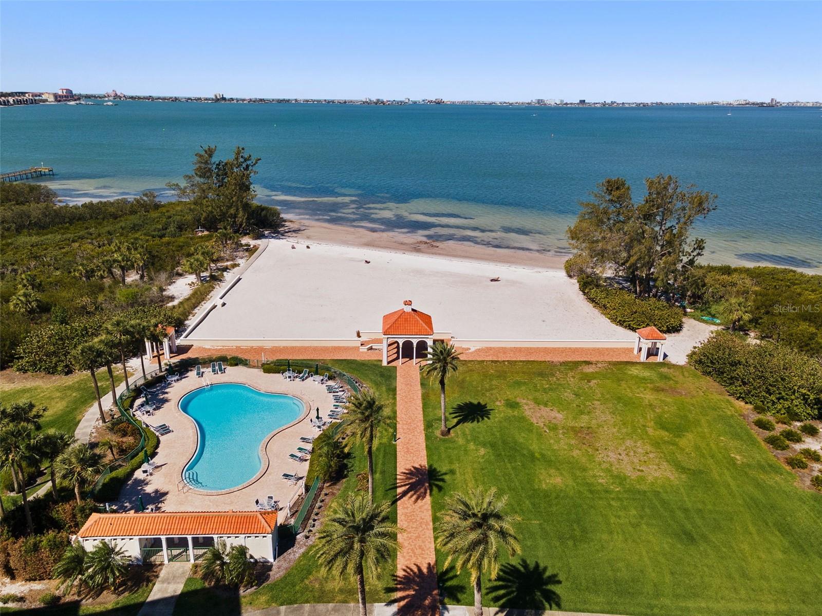 Image 26 of 28 For 4750 Dolphin Cay Lane S 209