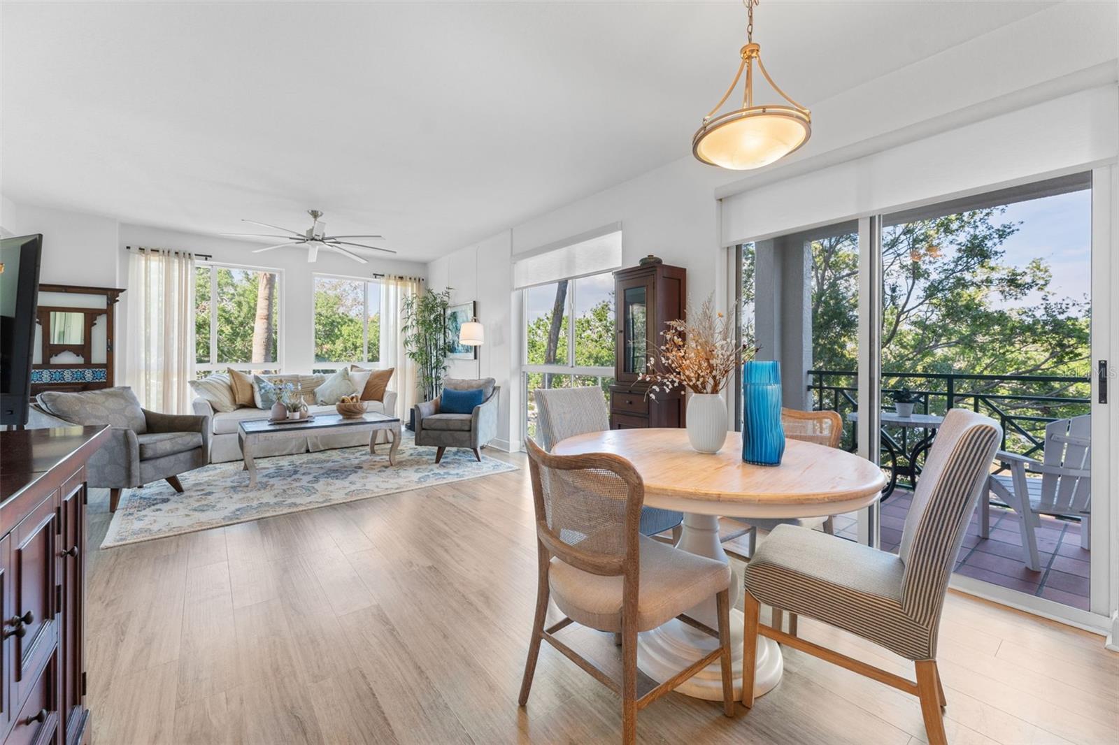 Image 7 of 28 For 4750 Dolphin Cay Lane S 209