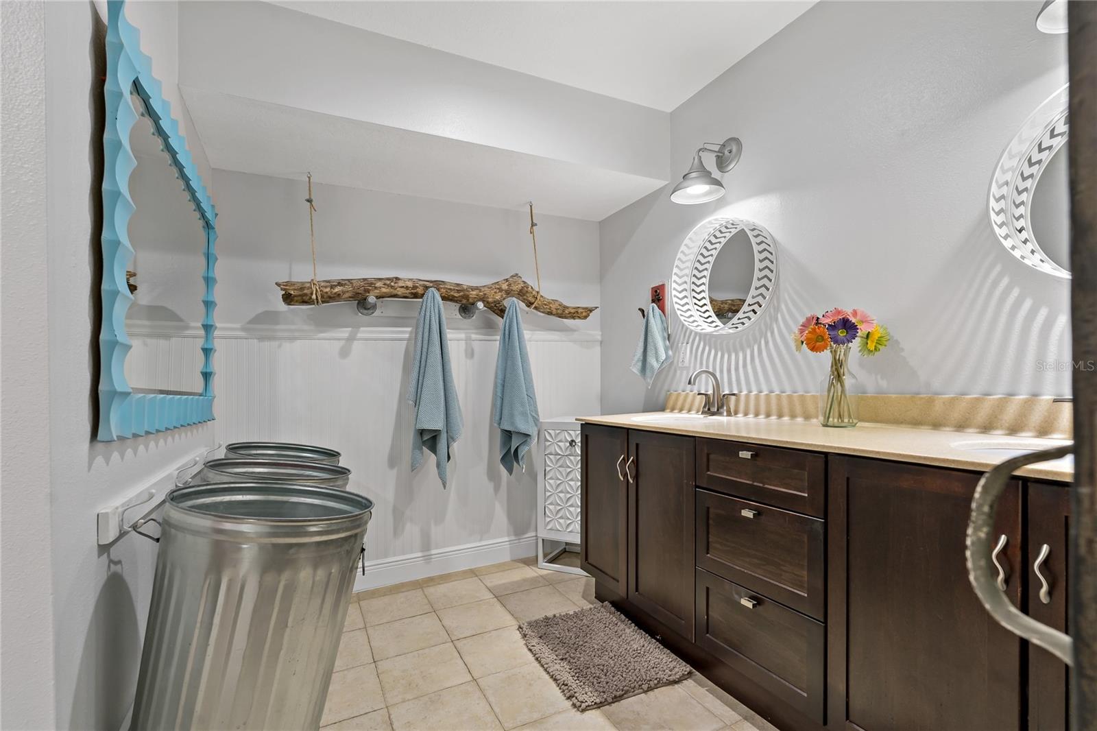 Image 28 of 55 For 808 Rustic Oaks Drive