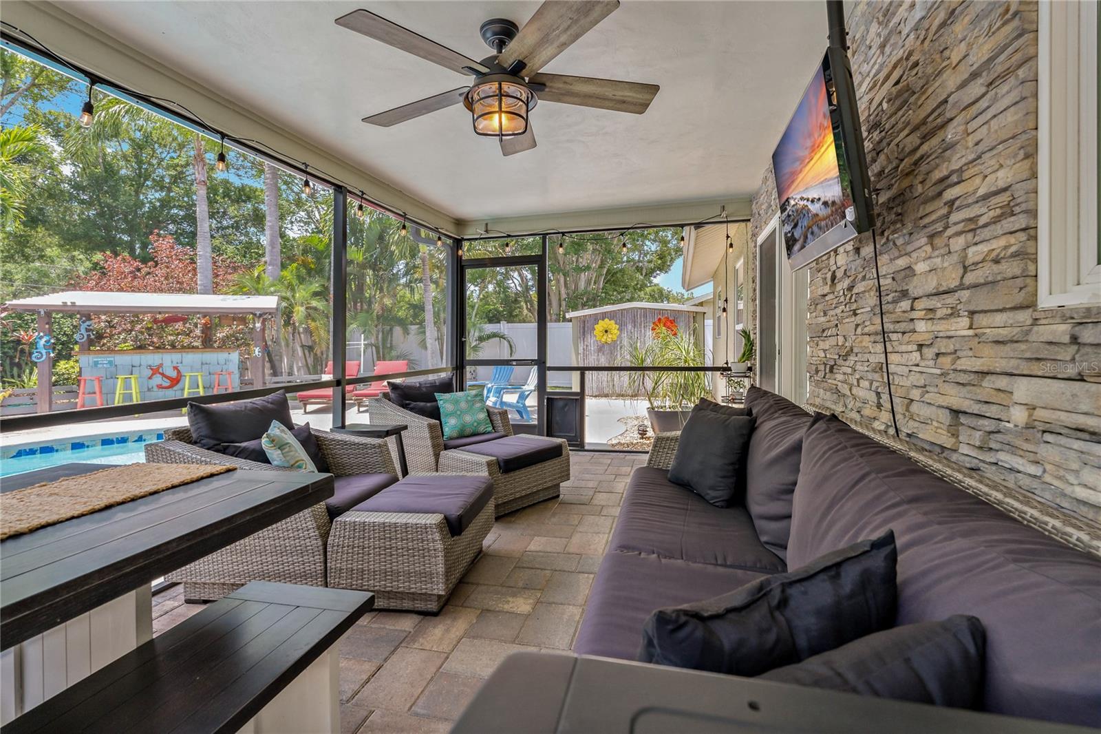 Image 39 of 55 For 808 Rustic Oaks Drive