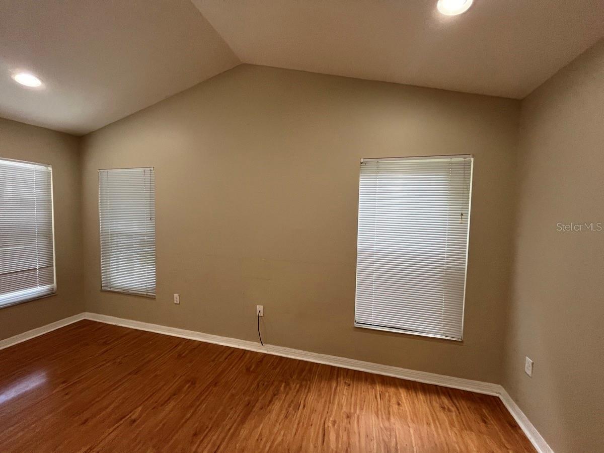 Image 18 of 25 For 10428 Lightner Bridge Drive