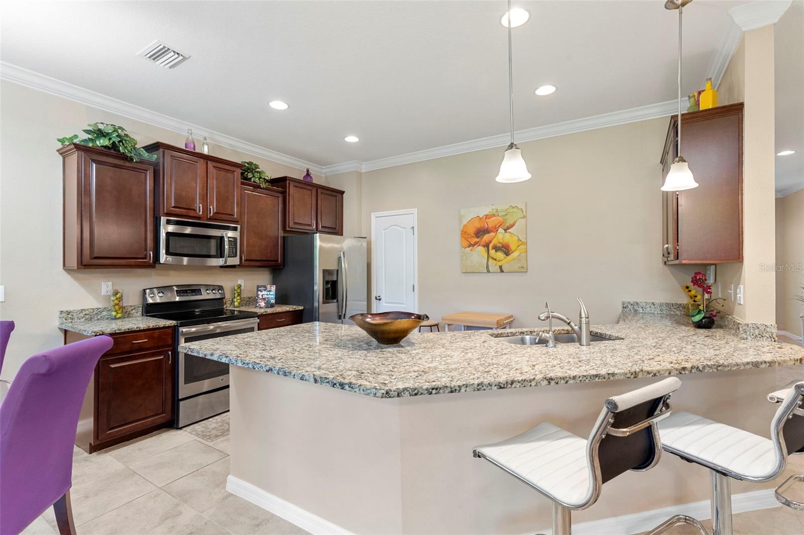 Image 15 of 85 For 3755 Silverlake Way