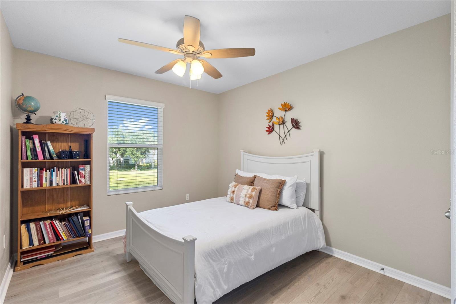 Image 27 of 85 For 3755 Silverlake Way