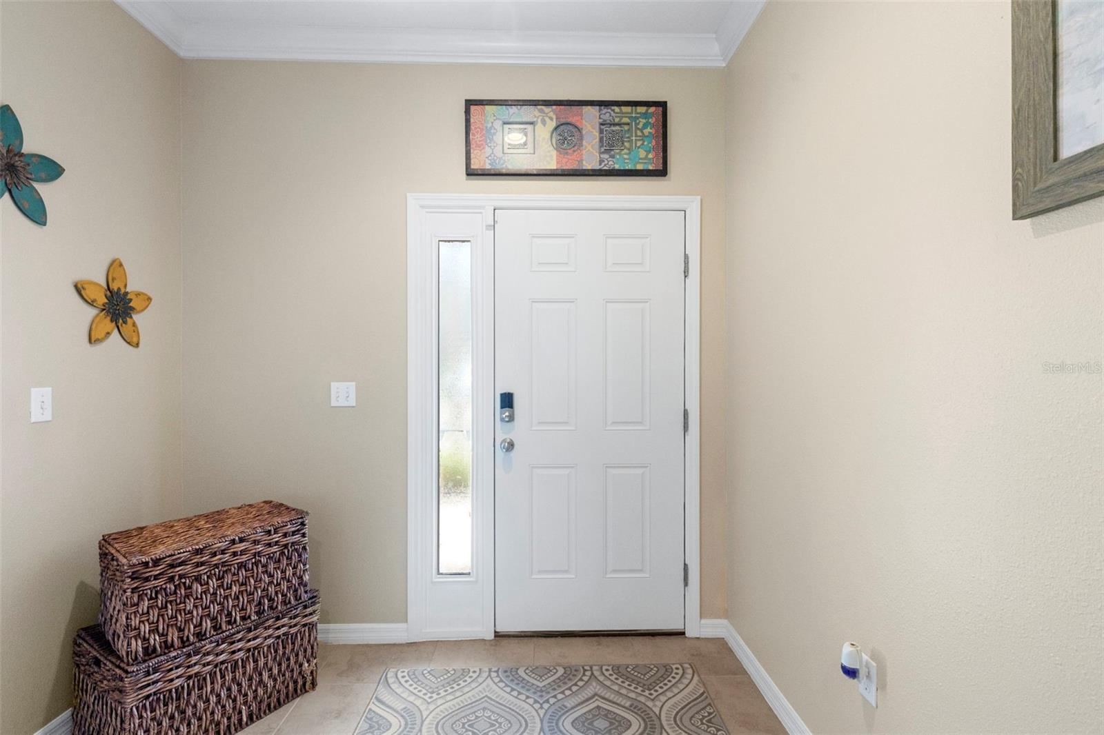 Image 3 of 85 For 3755 Silverlake Way