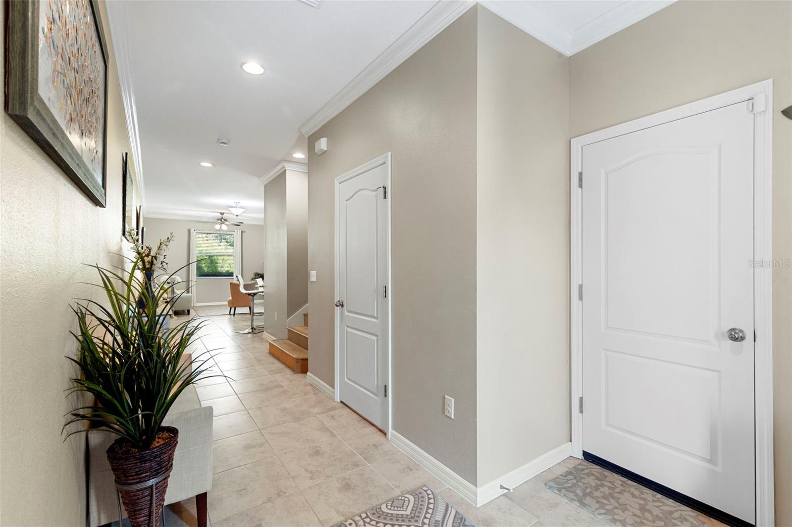 Image 5 of 85 For 3755 Silverlake Way