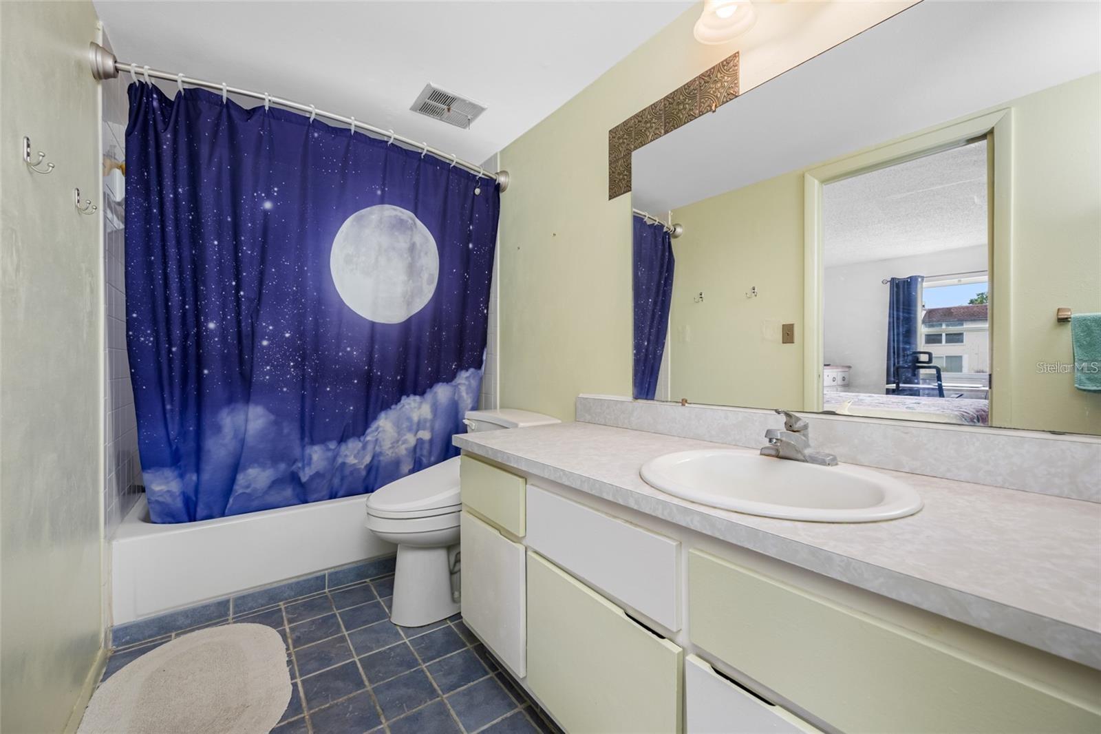 Image 7 of 10 For 1100 Bay Drive 60