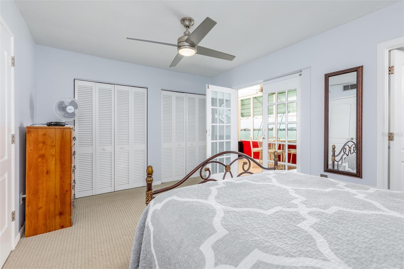 Image 14 of 48 For 1893 Shore Drive S 203
