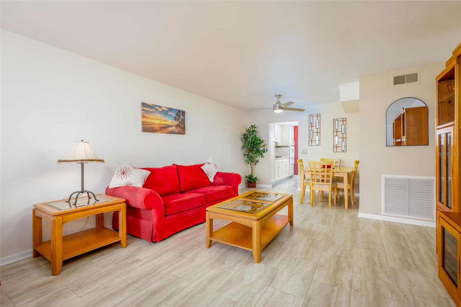 Image 4 of 48 For 1893 Shore Drive S 203