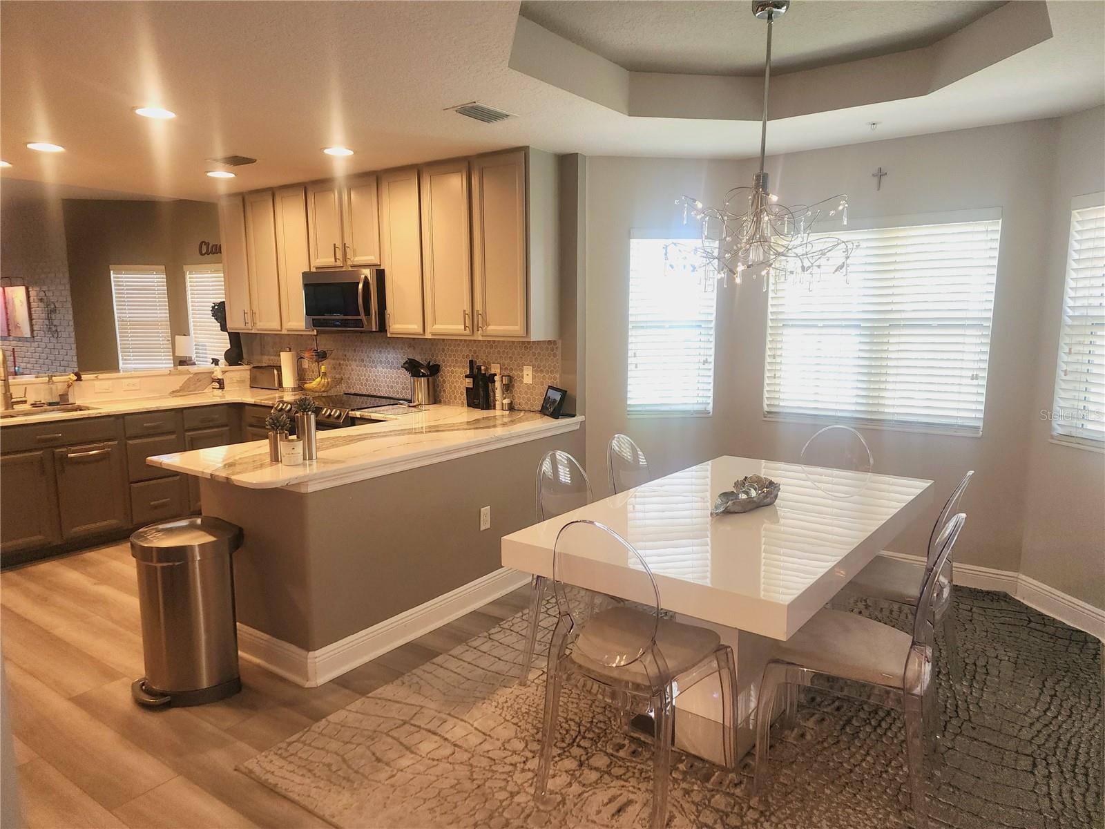 Image 12 of 33 For 7194 Key Haven Road 206